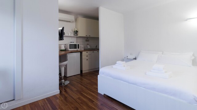 イタリアンウェイ - モスコヴ 52 A