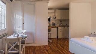 イタリアンウェイ - モスコヴ 52 A