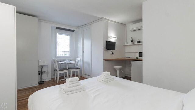 イタリアンウェイ - モスコヴ 52 A