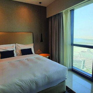 クイルレジデンススリーベッドルームアパートメントウィズファイブスターアメニティーズ