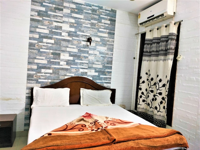 ホテル ホワイトパレス ニザムディーン鉄道St