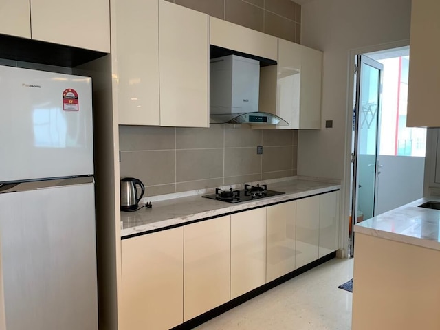 トライ タワー バイ アントラーゾーン