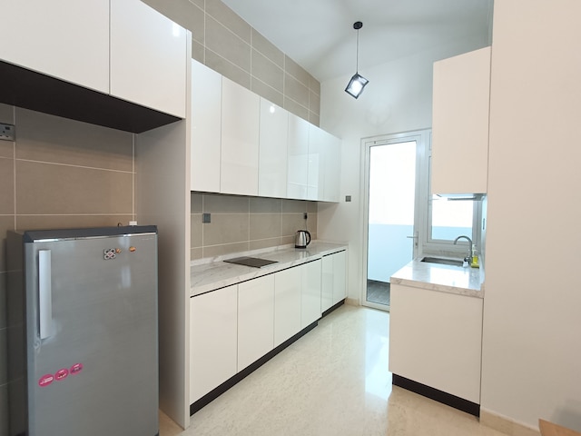 トライ タワー バイ アントラーゾーン