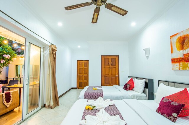 プライベートプール付き3BDRヴィラ ビーチまで200m