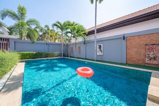 プライベートプール付き3BDRヴィラ　ビーチまで200m