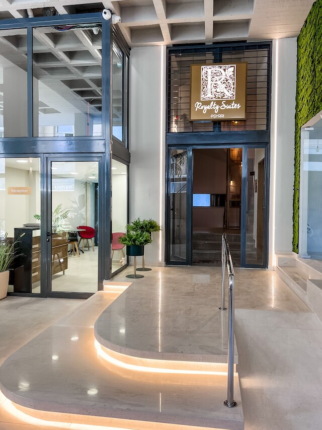 ロイヤルティ・スイーツ・プシーリ