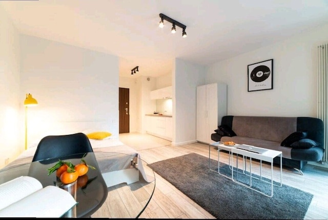 ワルシャワナイトアパートメンツメンニカレジデンス