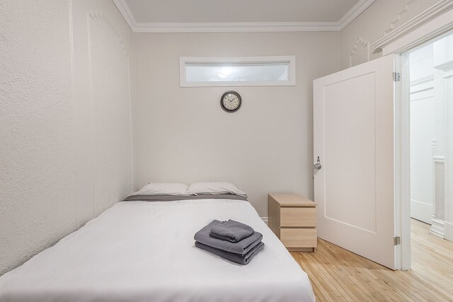 プラトーの中心にあるコージーなプライベートBR