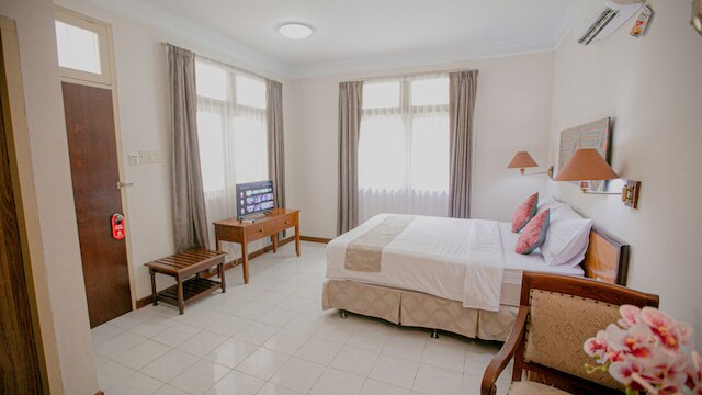 ロイヤル・ブロント・ホテル