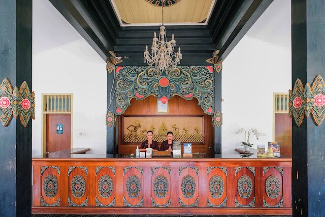 ロイヤル・ブロント・ホテル