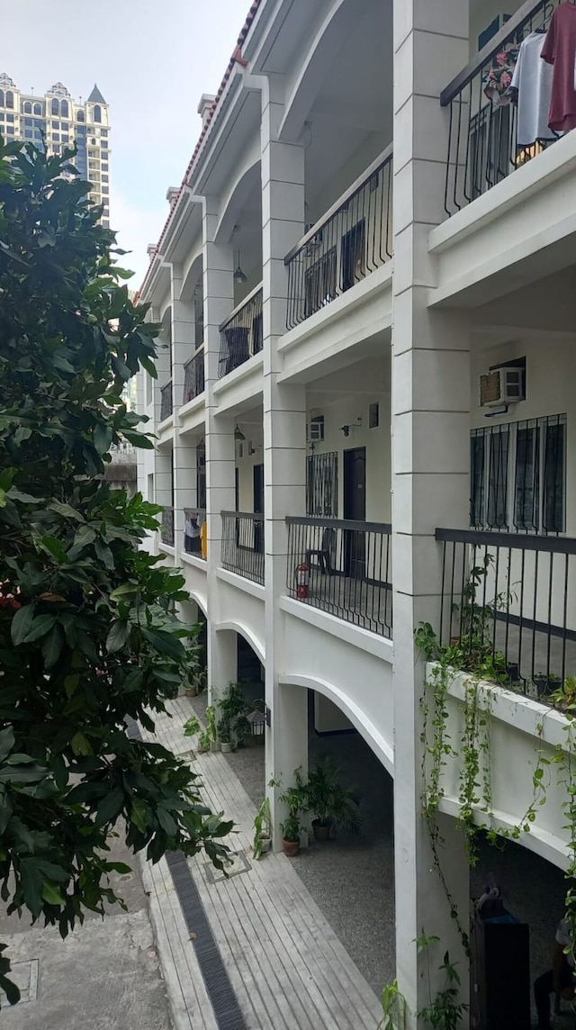 テソロ アパートメンツ