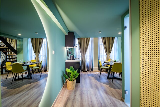 アーバン・テイルズ