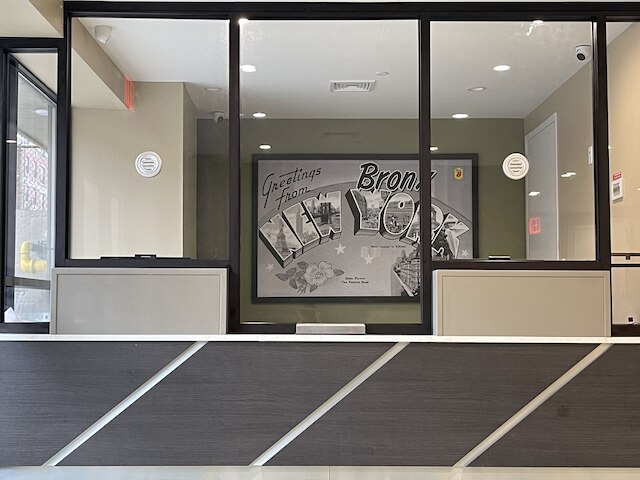 スーパー 8 バイ ウィンダム ブロンクス ニア ボタニカル ガーデン