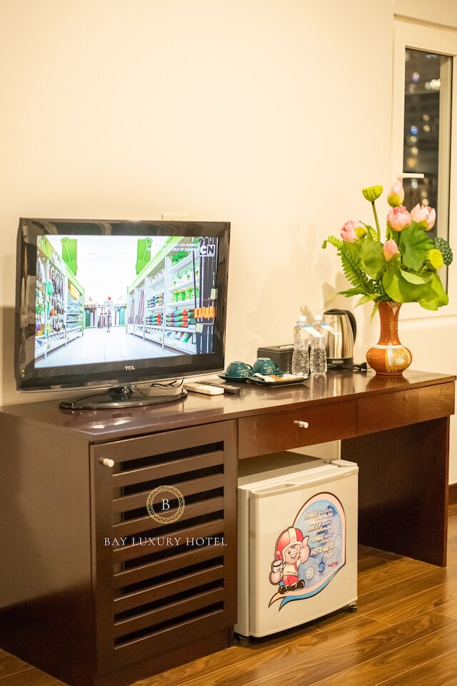 ベイ ラグジュアリー ホテル & スパ - No 9 グエン チュオン トー、ハノイ