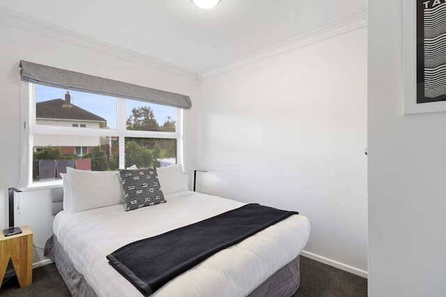 リノベーションされたタカプナ2BRアパート - 駐車場