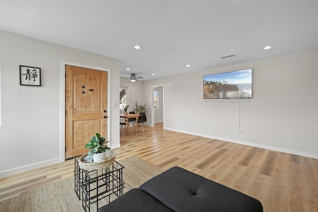 丘の上の完全に改装されたオアシス