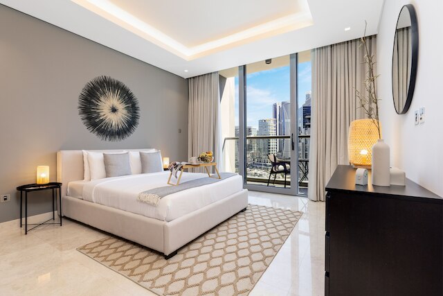 メゾン プリヴェ - 素晴らしいドバイ運河の眺めを持つ上品なアーバン リトリート