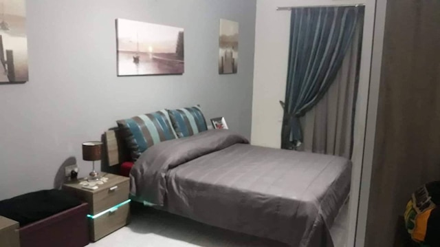 マルサスカラ ニア シー ベリー ブライト アパート