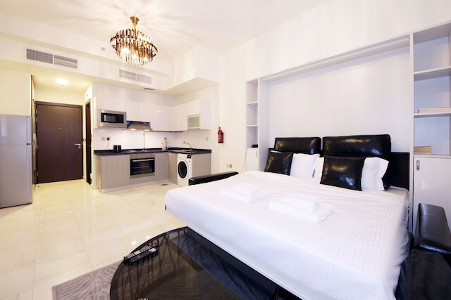 ベイズタワーのスタジオアパート