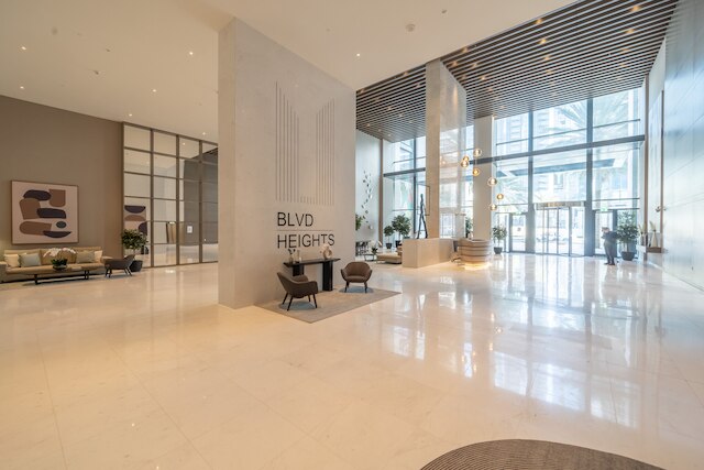 テラス付きのこのクラシーアパートからの素晴らしい眺め