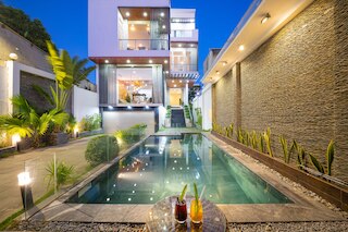 T Pプールヴィラ