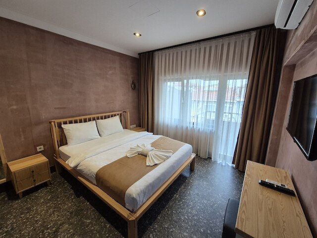 BKM ムトファク ホステル