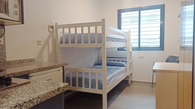 ミカンパス レクタル エスタニスラオ デル カンポ - スチューデンツ レジデンス