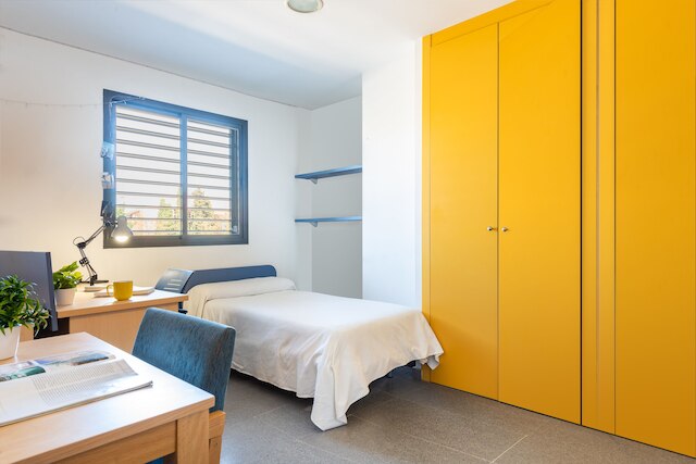 ミカンパス レクタル エスタニスラオ デル カンポ - スチューデンツ レジデンス