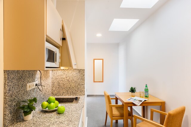 ミカンパス レクタル エスタニスラオ デル カンポ - スチューデンツ レジデンス