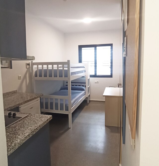 ミカンパス レクタル エスタニスラオ デル カンポ - スチューデンツ レジデンス