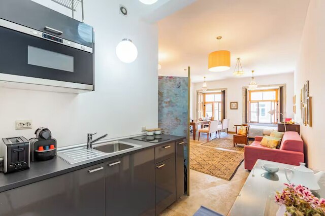 川辺のアトリエ