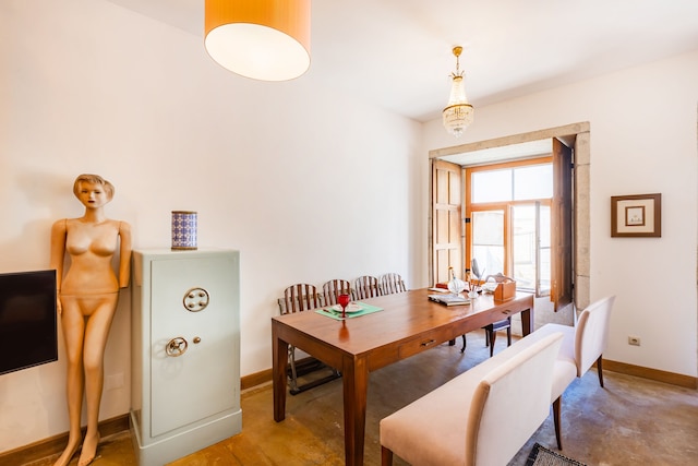 川辺のアトリエ