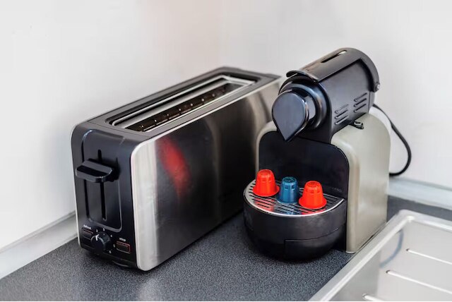 川辺のアトリエ