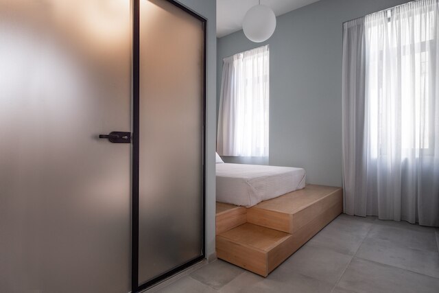 ツイン・サークル・アテネ