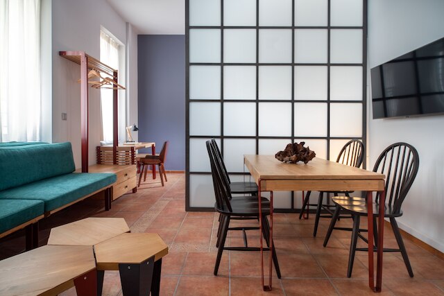 ツイン・サークル・アテネ