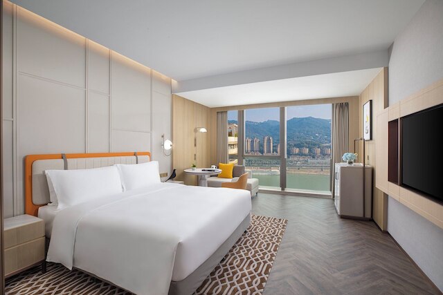voco Chongqing Chaotianmen by IHG