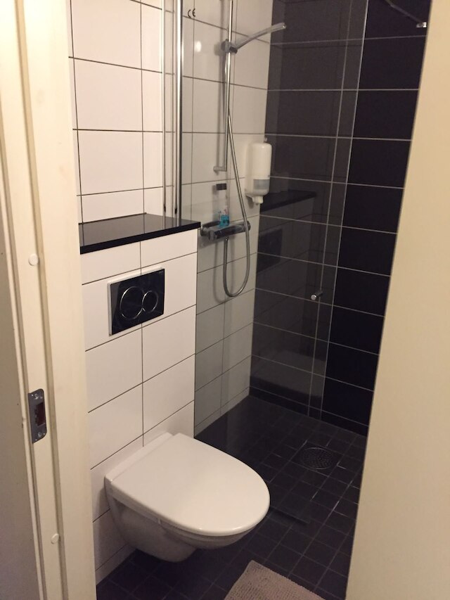 アールスタ ストックホルム アパートメント 342