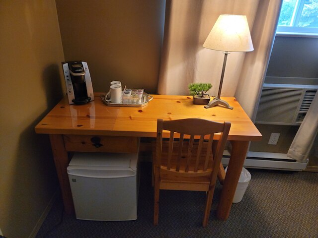 レイヴンズ ネスト ホテル