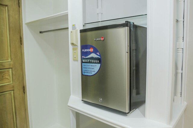 ホリデイ プラザ ホテル - セブ