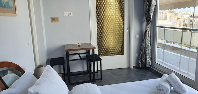 ニキスペントハウス