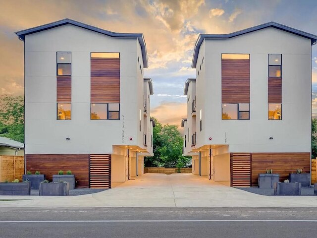 イースト ダウンタウン 3 ベッドルーム コンドミニアム ウW ファスト WiFi アンド スリープス 8