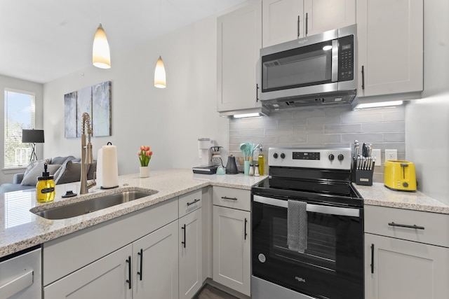 シック キング ベッド 1 ベッドルーム スイート 5 ミン トゥ ダウンタウン