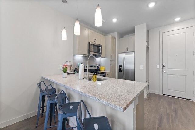 シック キング ベッド 1 ベッドルーム スイート 5 ミン トゥ ダウンタウン