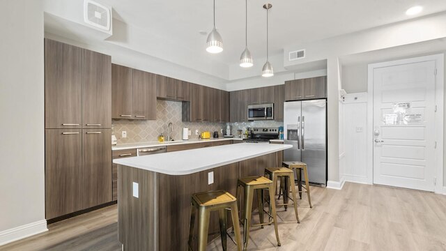 トップ フロア ソコ 2 ベッドルーム キング スイート 8 ミン トゥ ダウンタウン