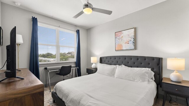 モダン 1 ベッドルーム キング スイート クロース トゥ ダウンタウン ウW ファスト WiFi