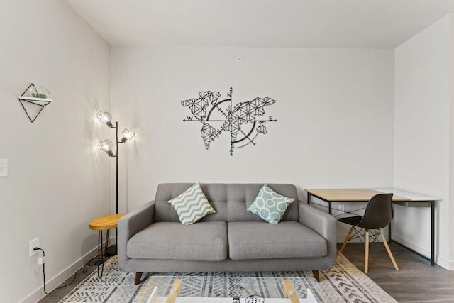 プライム ソコ チャーミング 1 ベッドルーム キング スイート ウィズ プール パーキング