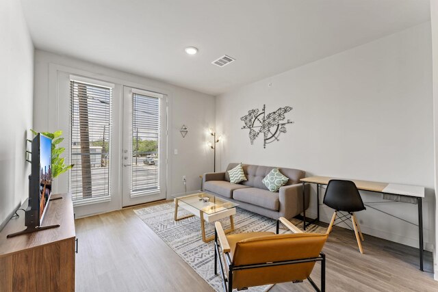 プライム ソコ チャーミング 1 ベッドルーム キング スイート ウィズ プール パーキング