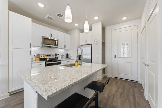 プライム ソコ クウェイント 1 ベッドルーム キング スイート ウィズ プール パーキング