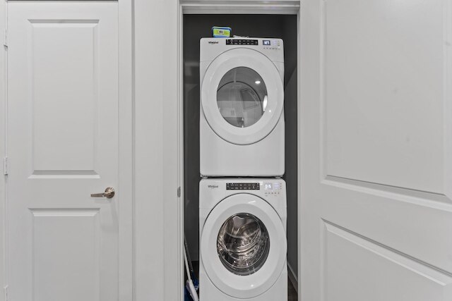 プライム ソコ エアリー 1ベッドルーム キングスイート ウィズ プール パーキング