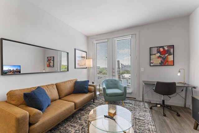 プライム ソコ ブライト 2ベッドルーム キングスイート ウィズ プール パーキング